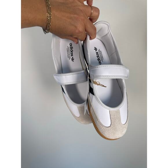 Adidas Samba Jane Sneakers - in White Suede  - Size 7 NEW IN BOX - Picture 2 of 9